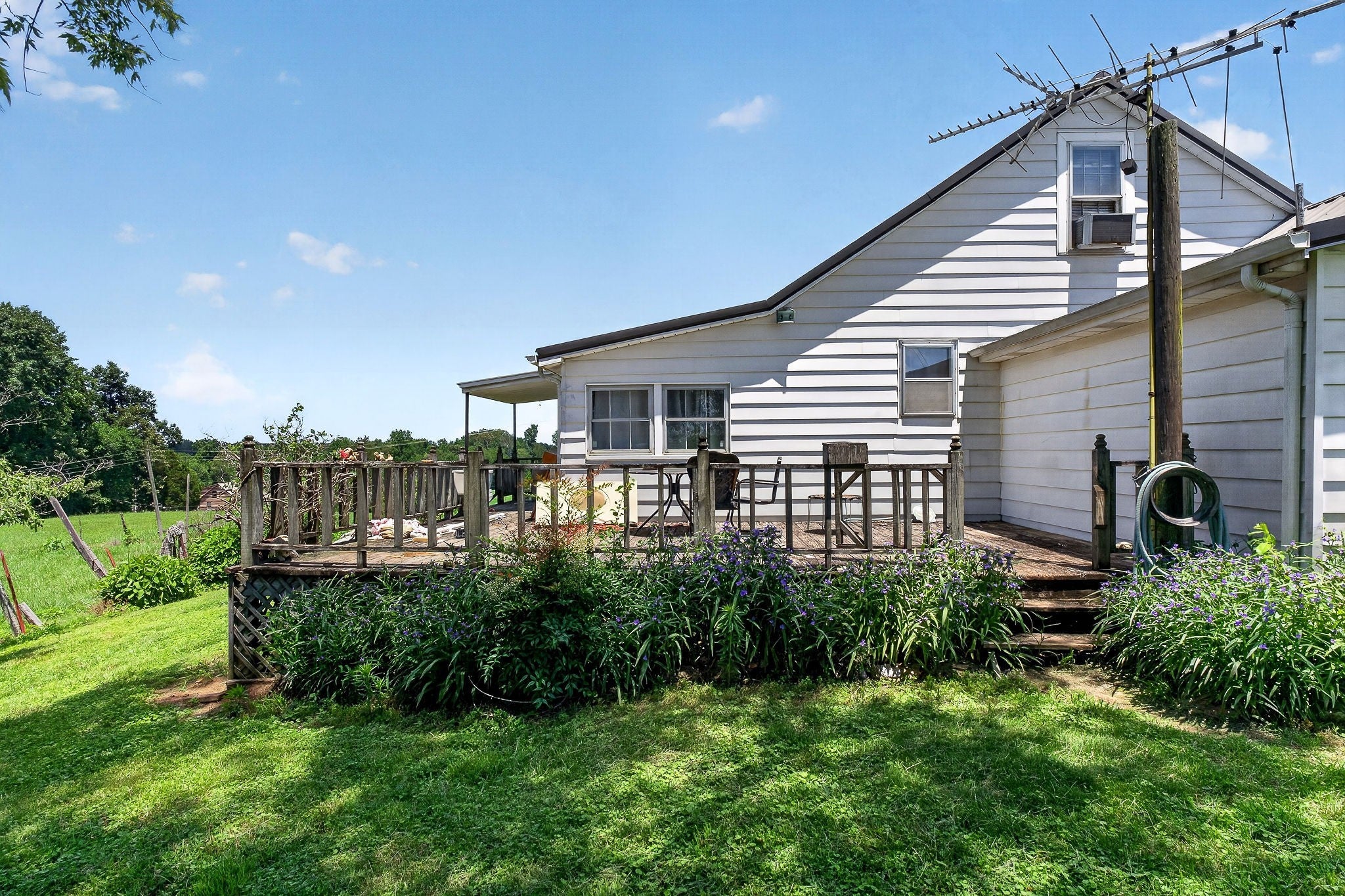 Opportunity, acreage, and potential all come together on this 41.16-ac – image 64