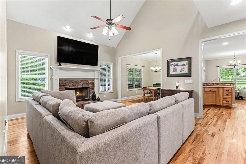 PRICE IMPROVEMENT! Special financing and grant available for this prop – image 17