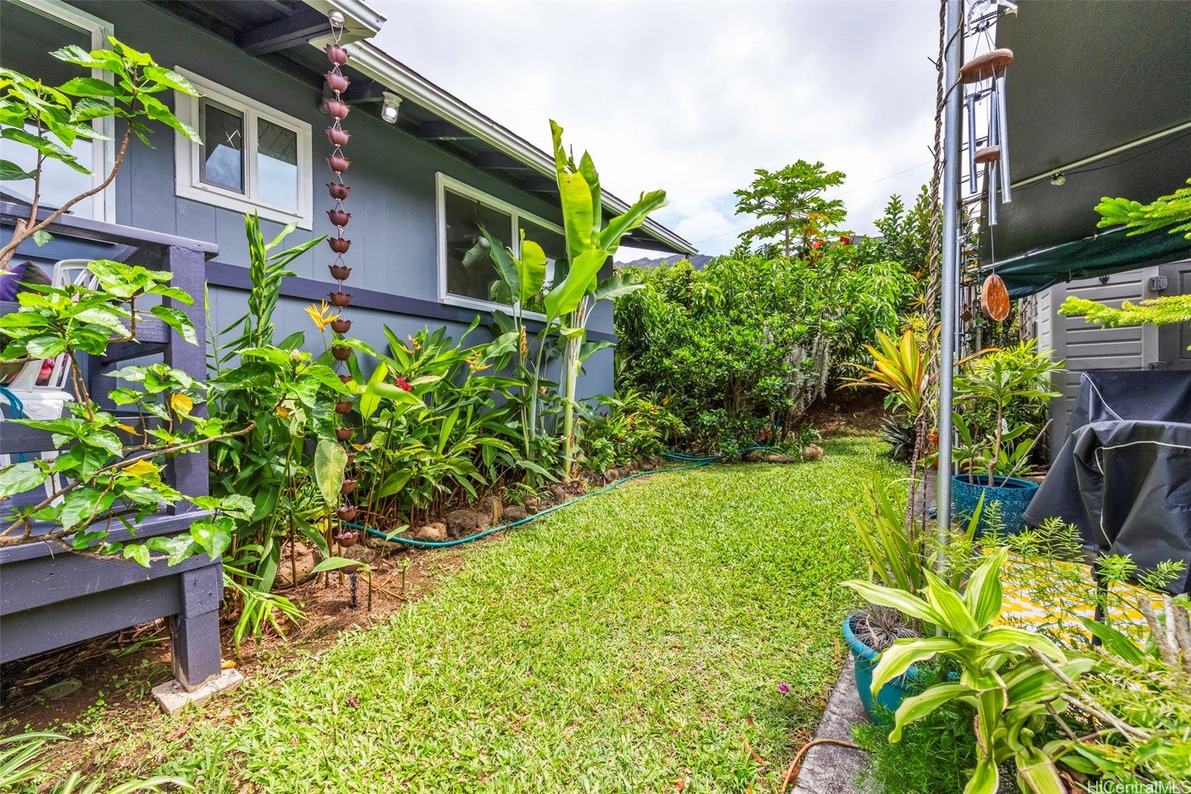 Welcome to this updated 3 bedroom, 2 bath single family home in the lu – image 16