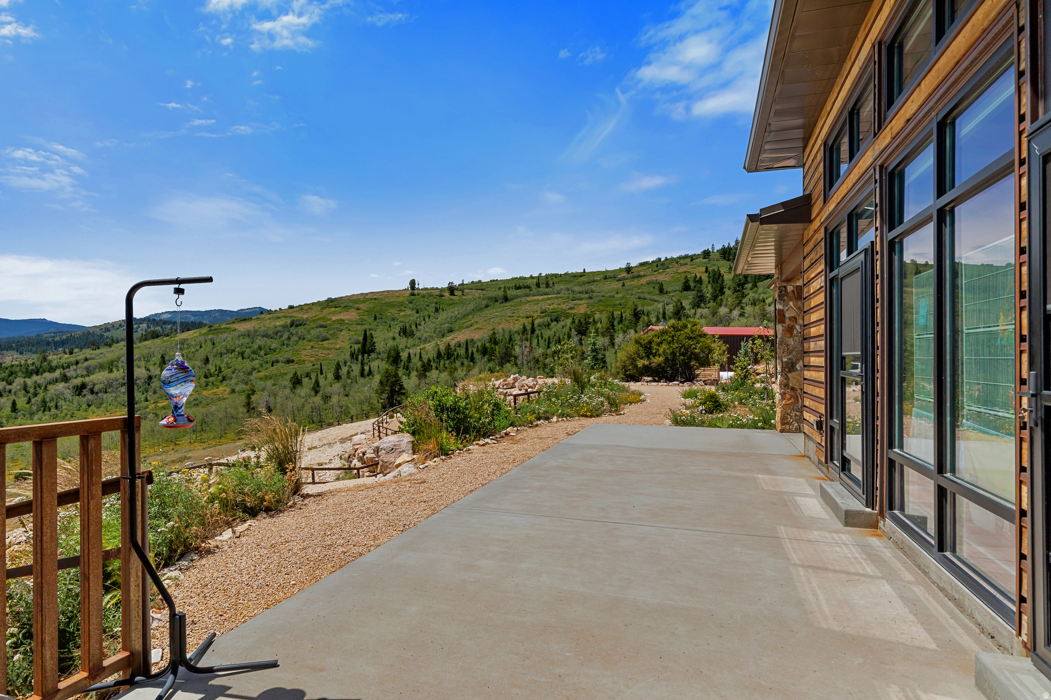 Set amid the breathtaking mountains of Bear Lake Valley, Liberty Ranch – image 37