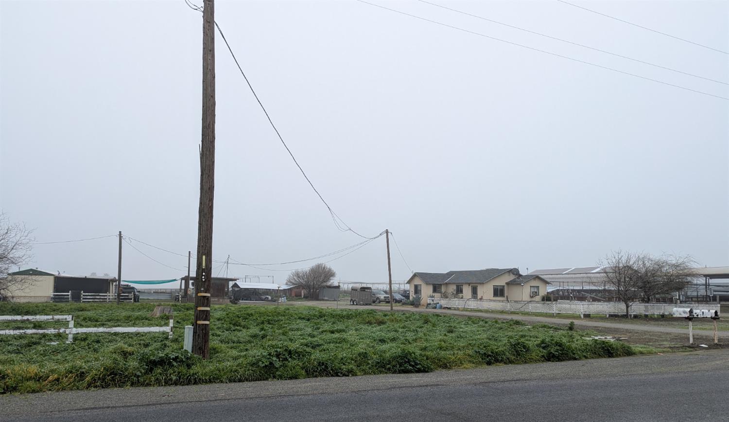 21075 21075 19th Avenue, Stratford, California, 93266, USA, 2 Bedrooms Bedrooms, ,1 BathroomBathrooms,Residential,For Sale,21075 19th Avenue,642560