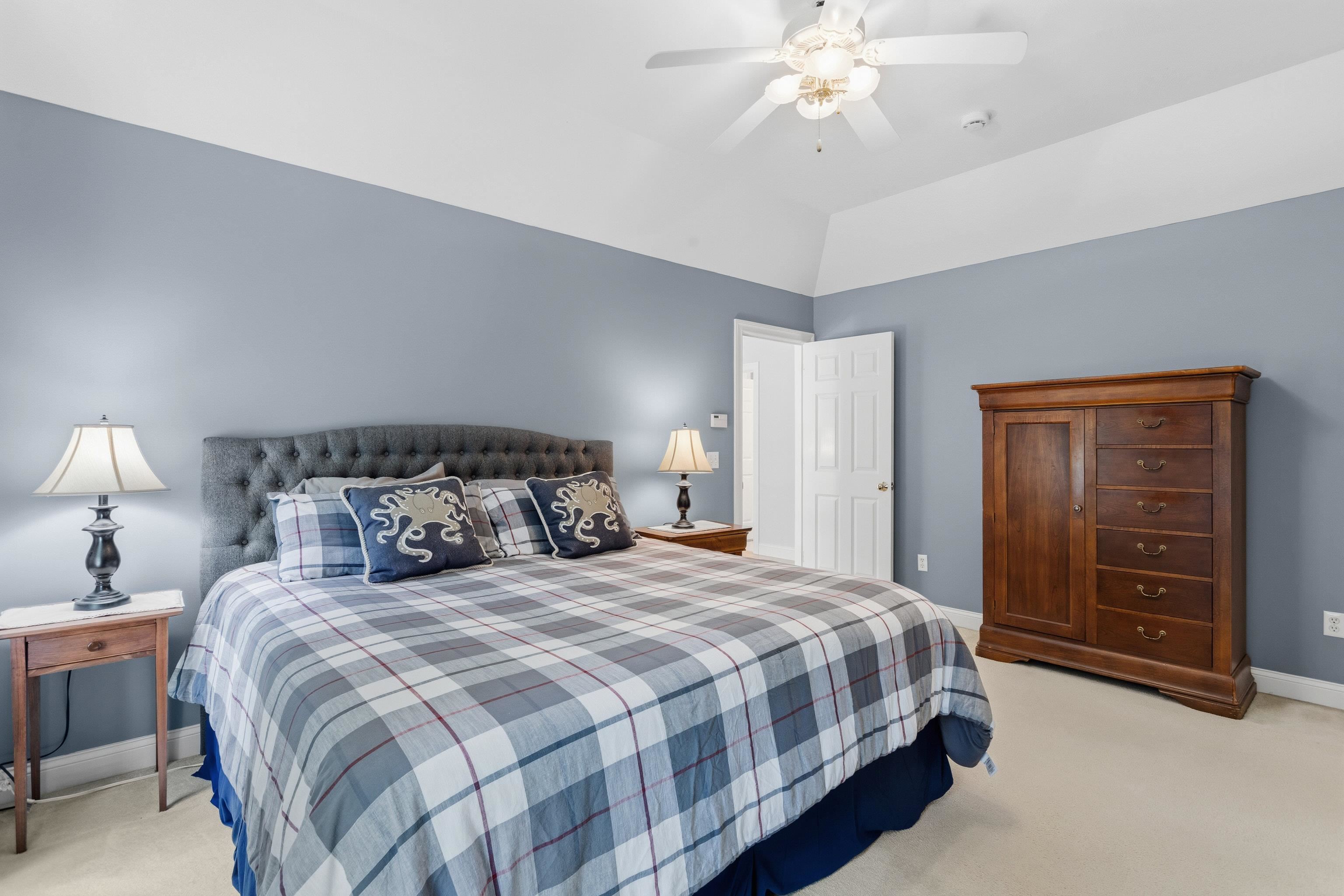 7 7 Premier Drive, Londonderry, New Hampshire, 03053, USA, 4 Bedrooms Bedrooms, ,3 BathroomsBathrooms,Residential,For Sale,7 Premier Drive,5096108