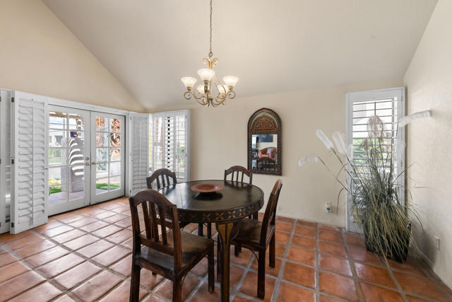 MAJOR PRICE IMPROVEMENT! Located just half a block from the world-clas – image 9