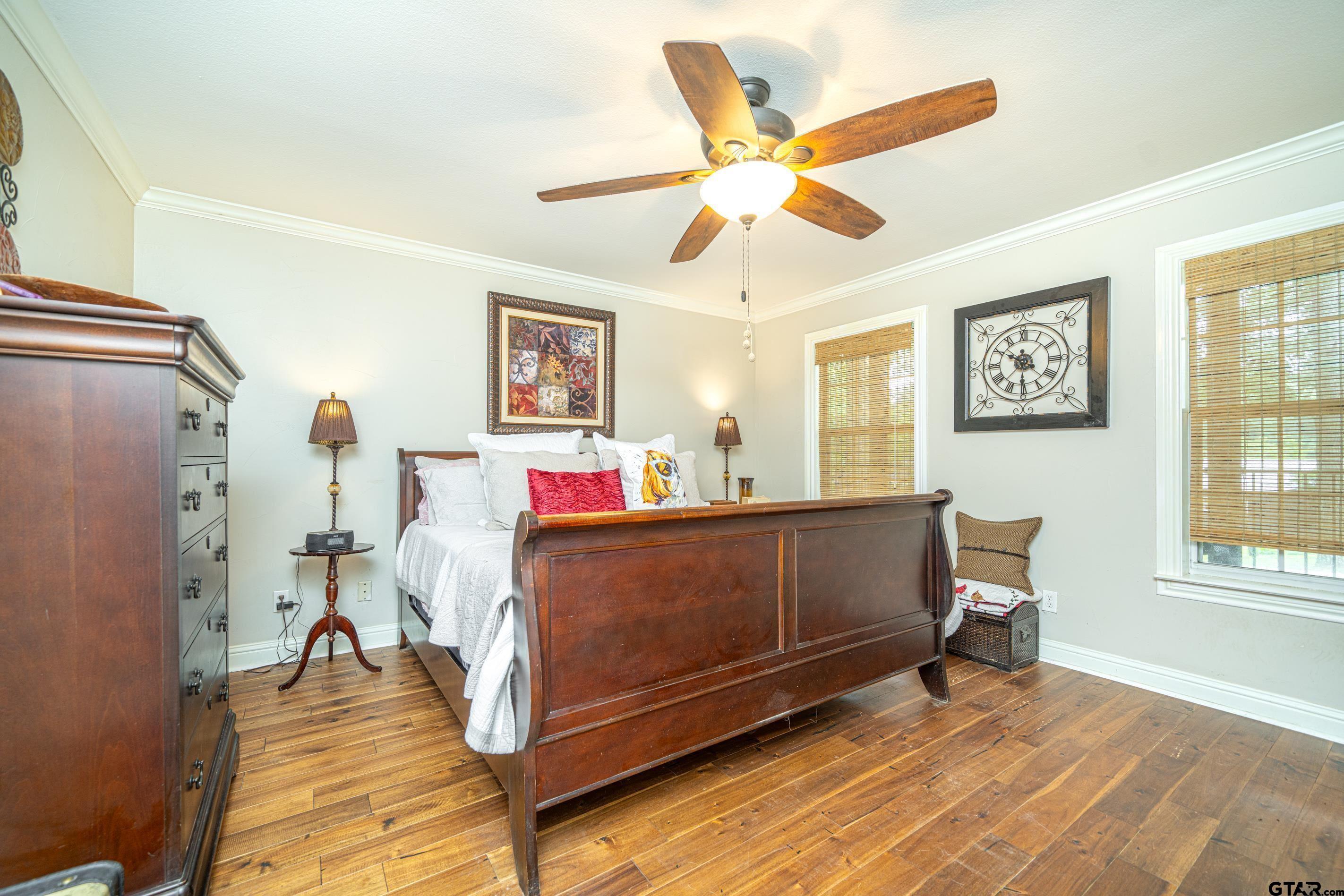 Located in the sought-after Tall Tree subdivision just across the stre – image 15