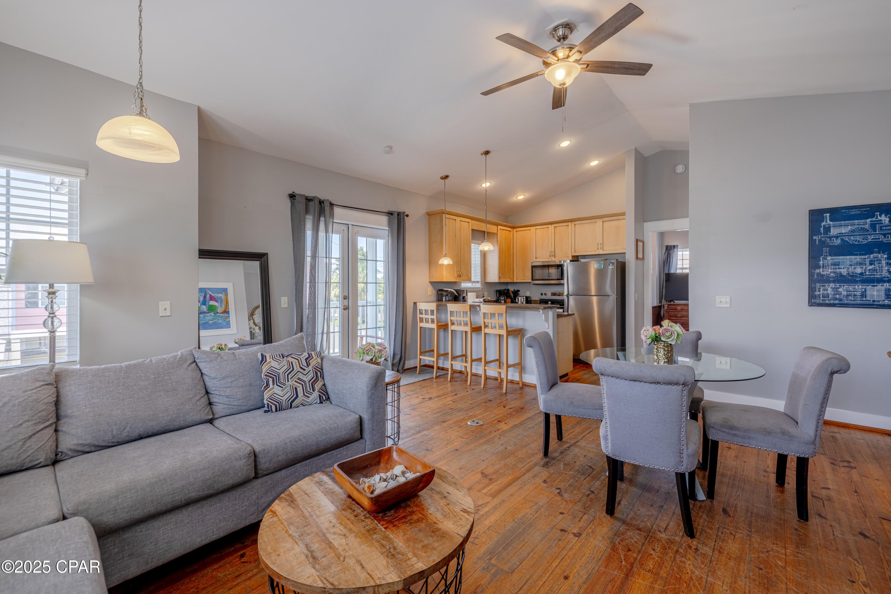 8410 8410 Thomas Drive #4, Panama City Beach, Florida, 32408, USA, 3 Bedrooms Bedrooms, ,3 BathroomsBathrooms,Residential,For Sale,8410 Thomas Drive #4,3431543e-7a5e-4c77-9e52-c68cfa