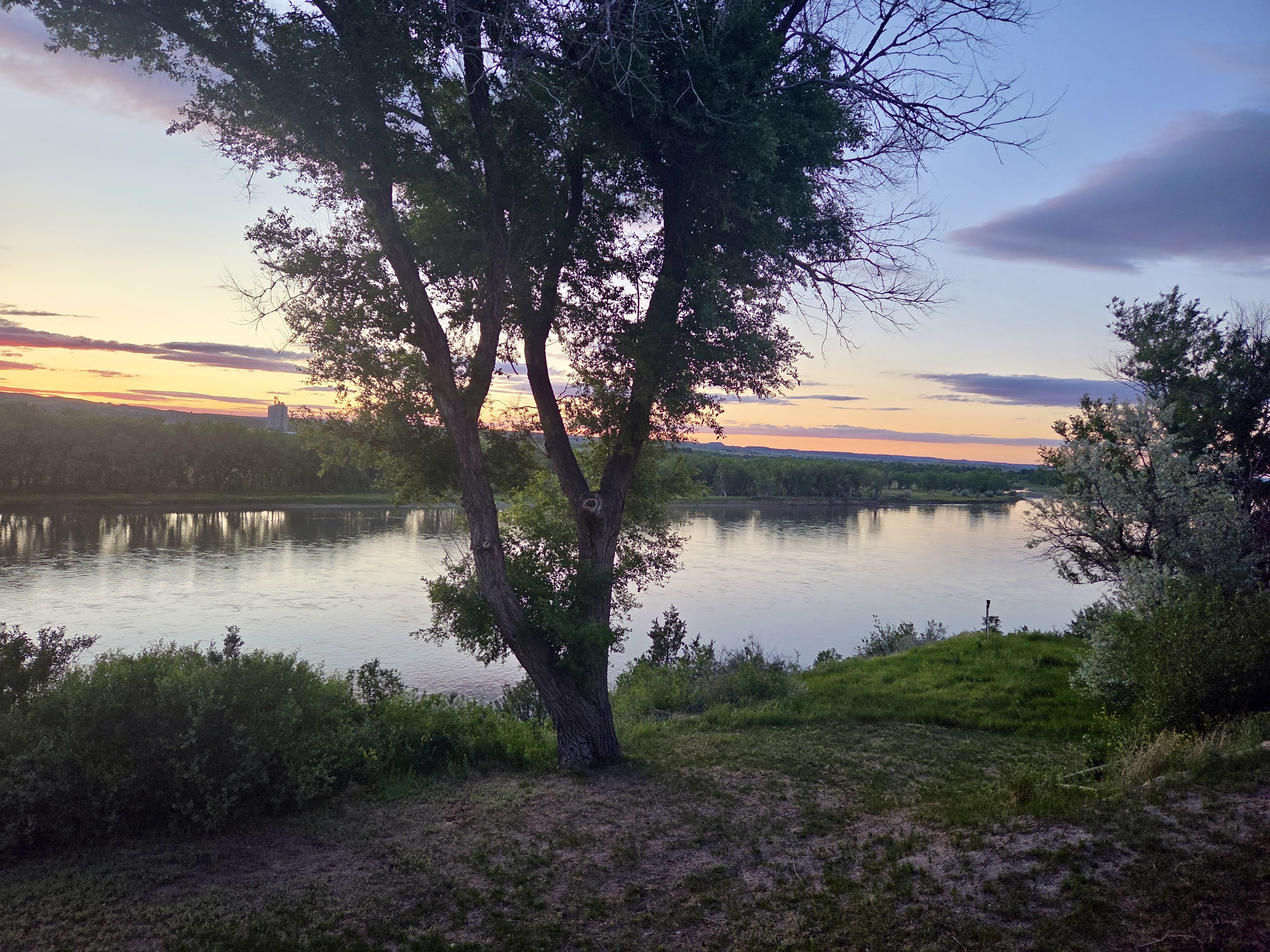 Riverfront Living on the Yellowstone River – Glendive, Montana 3 bed | – image 56