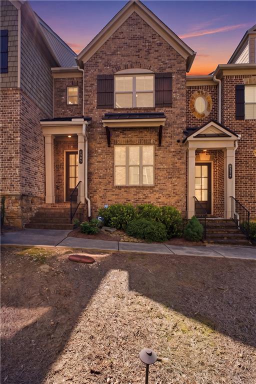 Tucked away in the quiet and welcoming 24-unit community of Brandly Ha – image 27