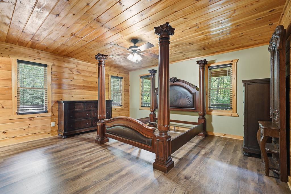 OWNER FINANCING AVAILABLE. SELLER IS CURRENTLY OFFERING 4% WITH 15% DO – image 7