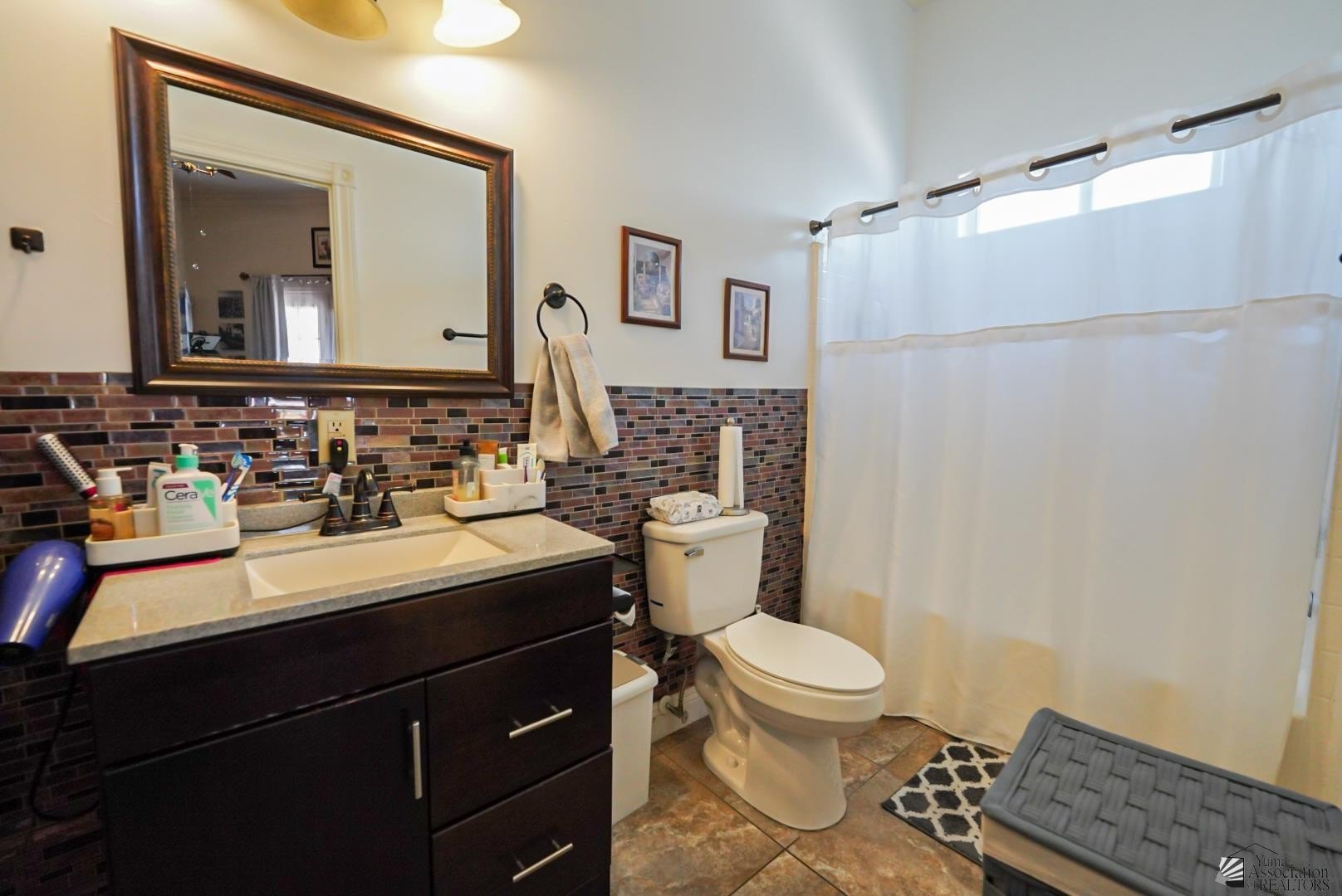 4074 4074 S AVE 5 1/2 E, Yuma, Arizona, 85365, USA, 5 Bedrooms Bedrooms, ,4 BathroomsBathrooms,Residential,For Sale,4074 S AVE 5 1/2 E,20260686