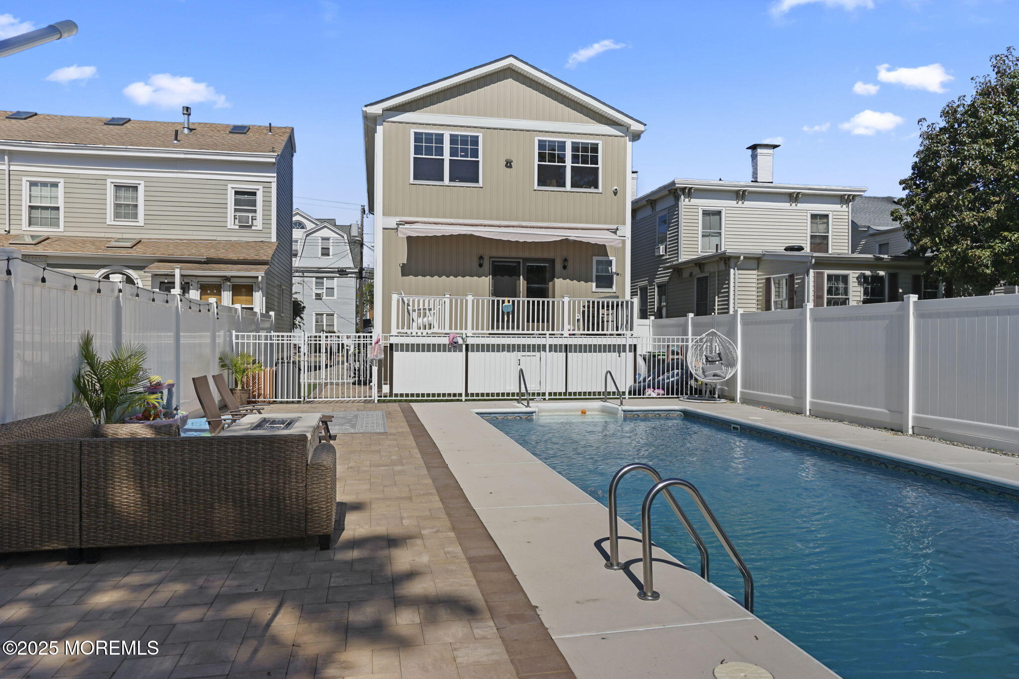 128 128 1st Street, Keyport, New Jersey, 07735, USA, 3 Bedrooms Bedrooms, ,3 BathroomsBathrooms,Residential,For Sale,128 1st Street,05002989-9f62-4f71-9671-c47628