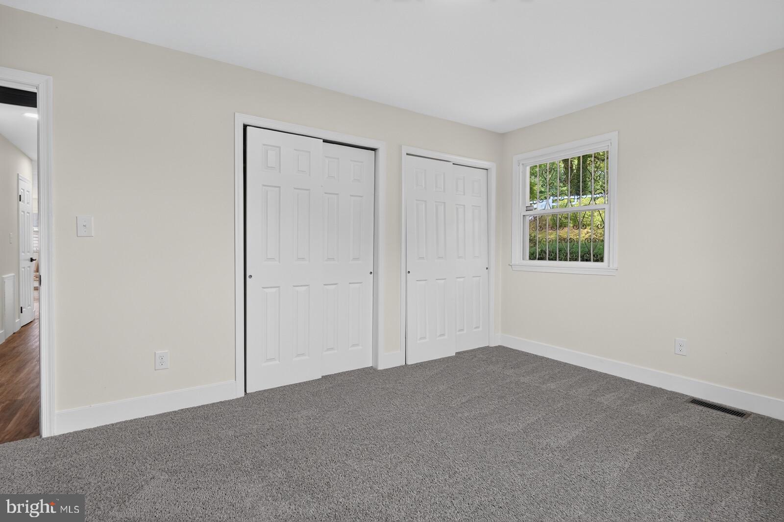 Beautifully Renovated Single-Family Home in Sought-After Kettering – 5 – image 24