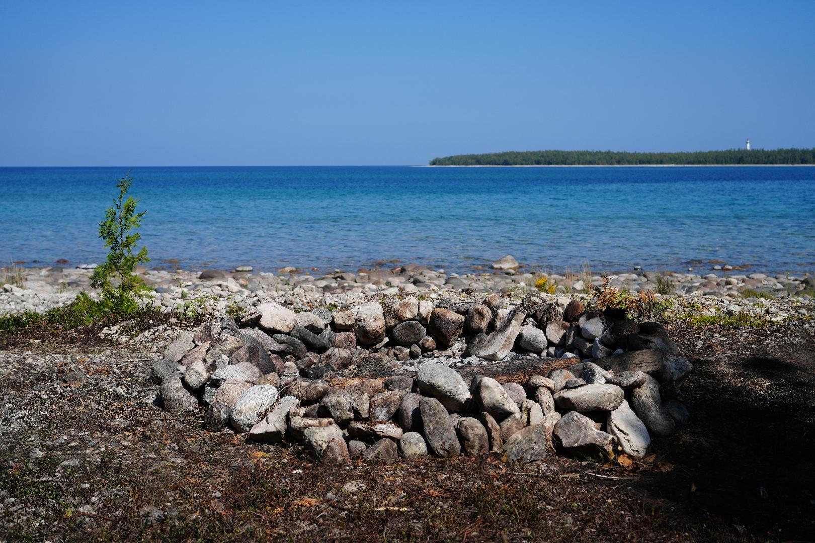 This one-owner ranch home on Lake Huron offers a perfect blend of comf – image 42