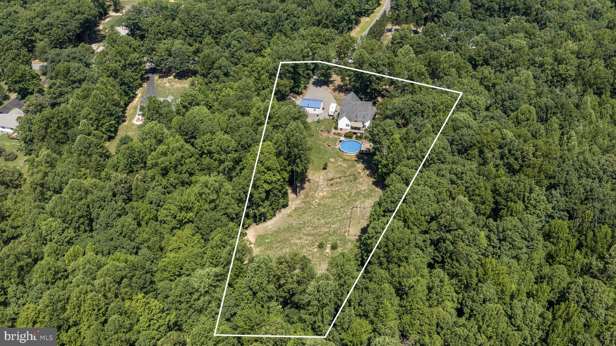 621 621 Ridgemont Drive, Louisa, Virginia, 23093, USA, 5 Bedrooms Bedrooms, ,3 BathroomsBathrooms,Residential,For Sale,621 Ridgemont Drive,VALA2010174