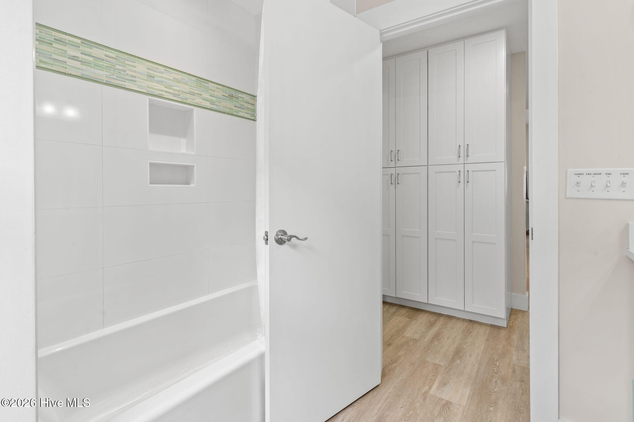 309 309 NE 41st Street, Oak Island, North Carolina, 28465, USA, 3 Bedrooms Bedrooms, ,2 BathroomsBathrooms,Residential,For Sale,309 NE 41st Street,49209beb-45bc-4bc2-9999-eeaeb4