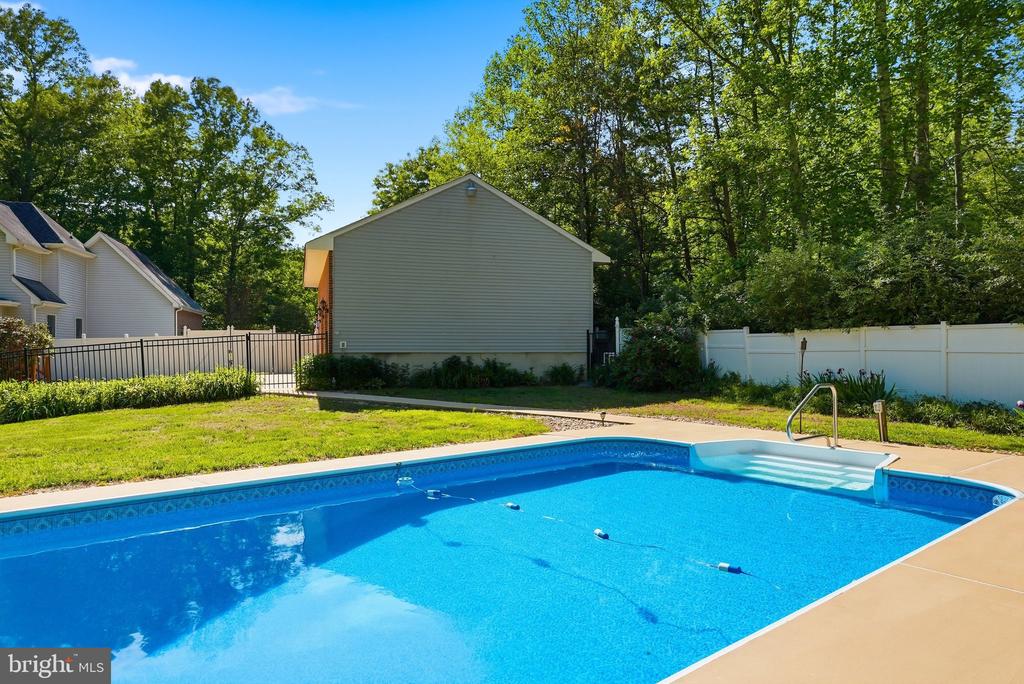 4145 4145 Running Quail Trail, Amissville, Virginia, 20106, USA, 3 Bedrooms Bedrooms, ,4 BathroomsBathrooms,Residential,For Sale,4145 Running Quail Trail,a0101371-3b9d-4316-80f8-affb95