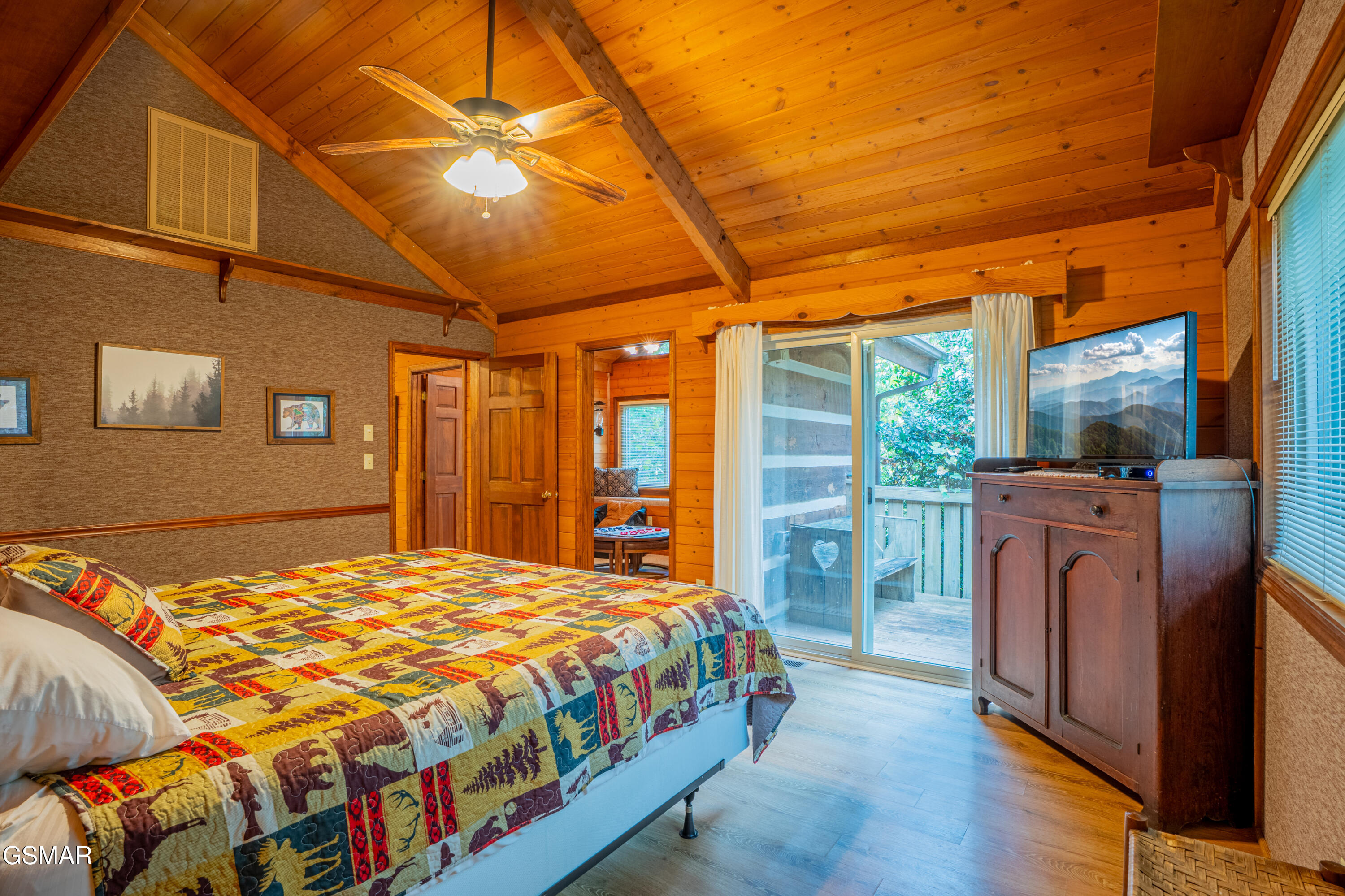 317 317 Matterhorn Drive, Gatlinburg, Tennessee, 37738, USA, 2 Bedrooms Bedrooms, ,3 BathroomsBathrooms,Residential,For Sale,317 Matterhorn Drive,308451