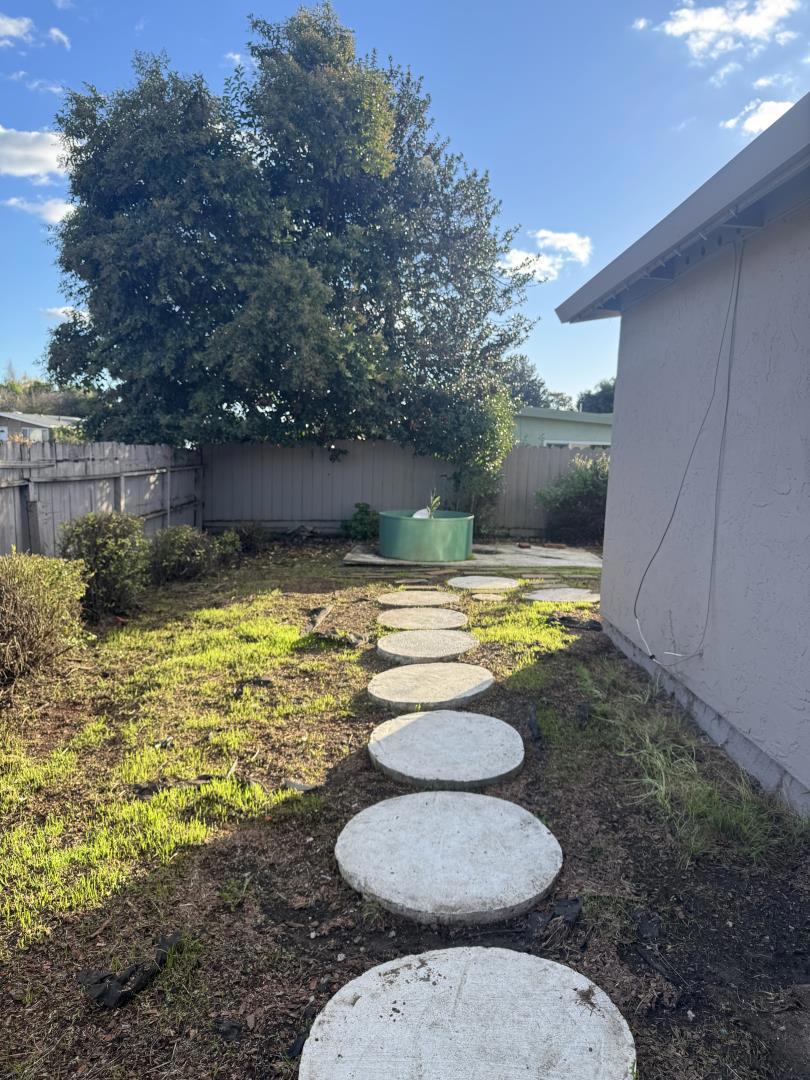 PRICE REDUCTION! Welcome to this charming home in the 55+ community in – image 21