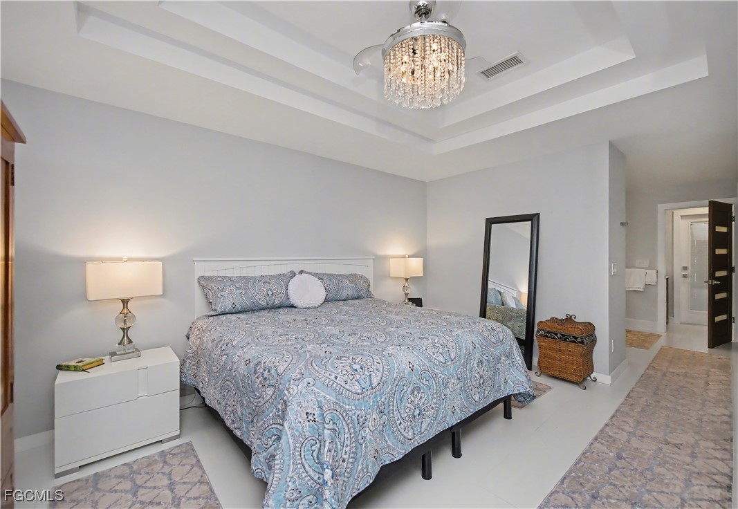 Welcome to your future GULF ACCESS HIDDEN GEM OF A home in the charmin – image 9