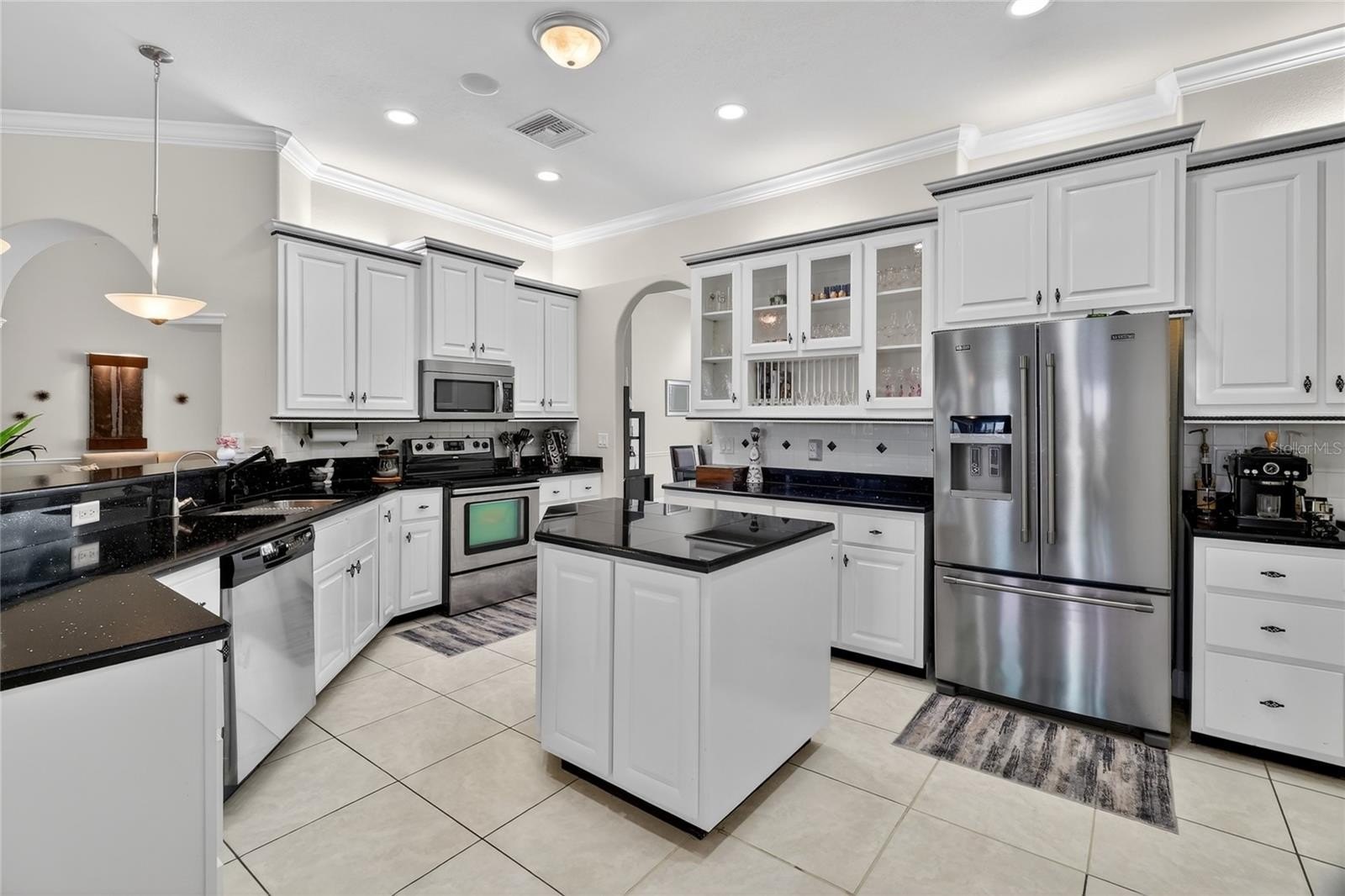 1028 1028 S LAKE MARIAM Drive, WINTER HAVEN, Florida, 33884, USA, 3 Bedrooms Bedrooms, ,3 BathroomsBathrooms,Residential,For Sale,1028 S LAKE MARIAM Drive,P4938222