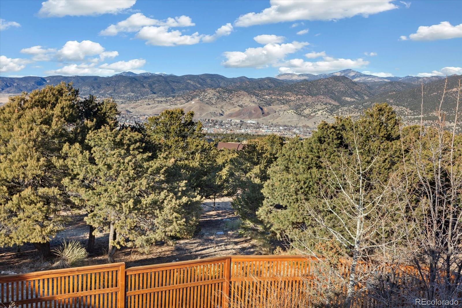 Mountain Contemporary Living with Big Views in Cherokee Heights. Set o – image 47