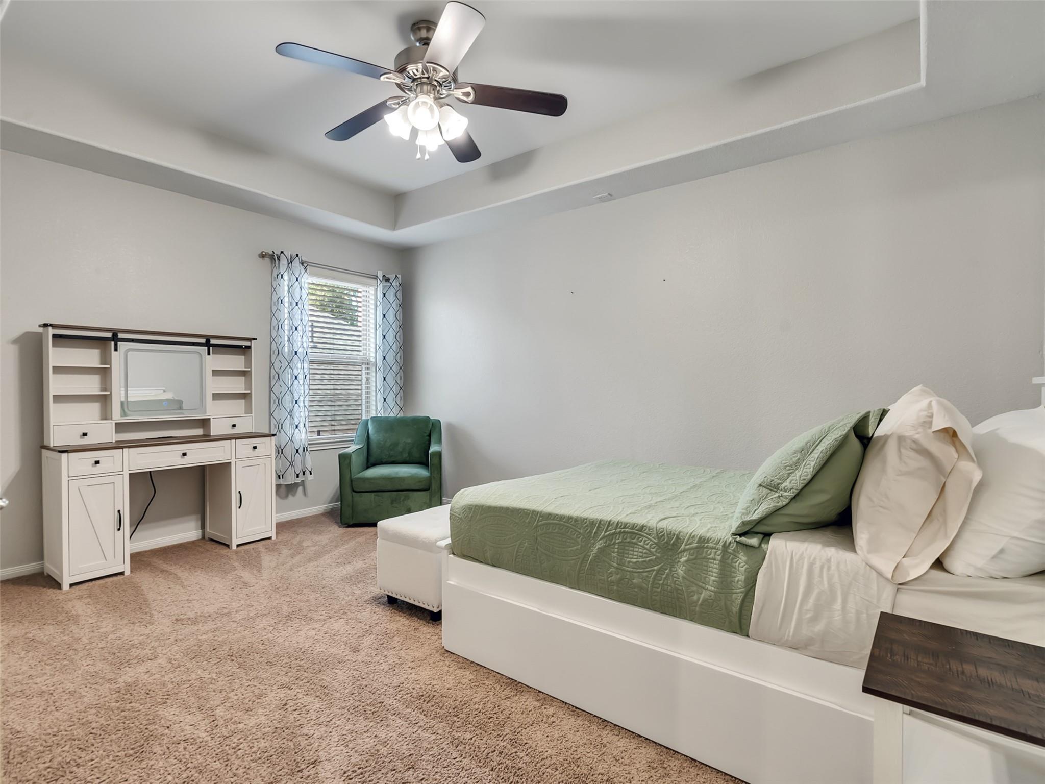 Nestled in a friendly community, this 4-bed, 3.5-bath home offers a pe – image 25
