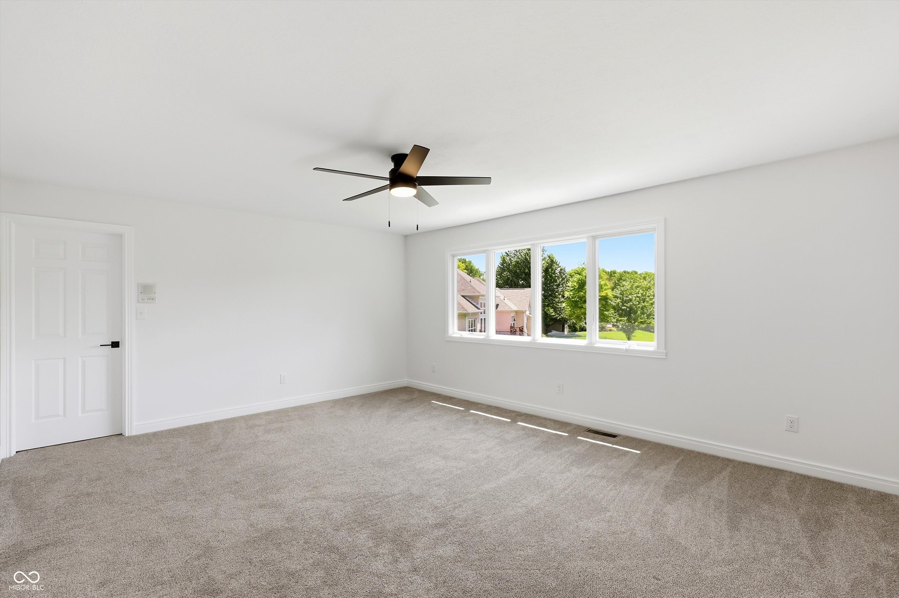 Welcome to this beautifully updated home in the highly sought-after Wa – image 39