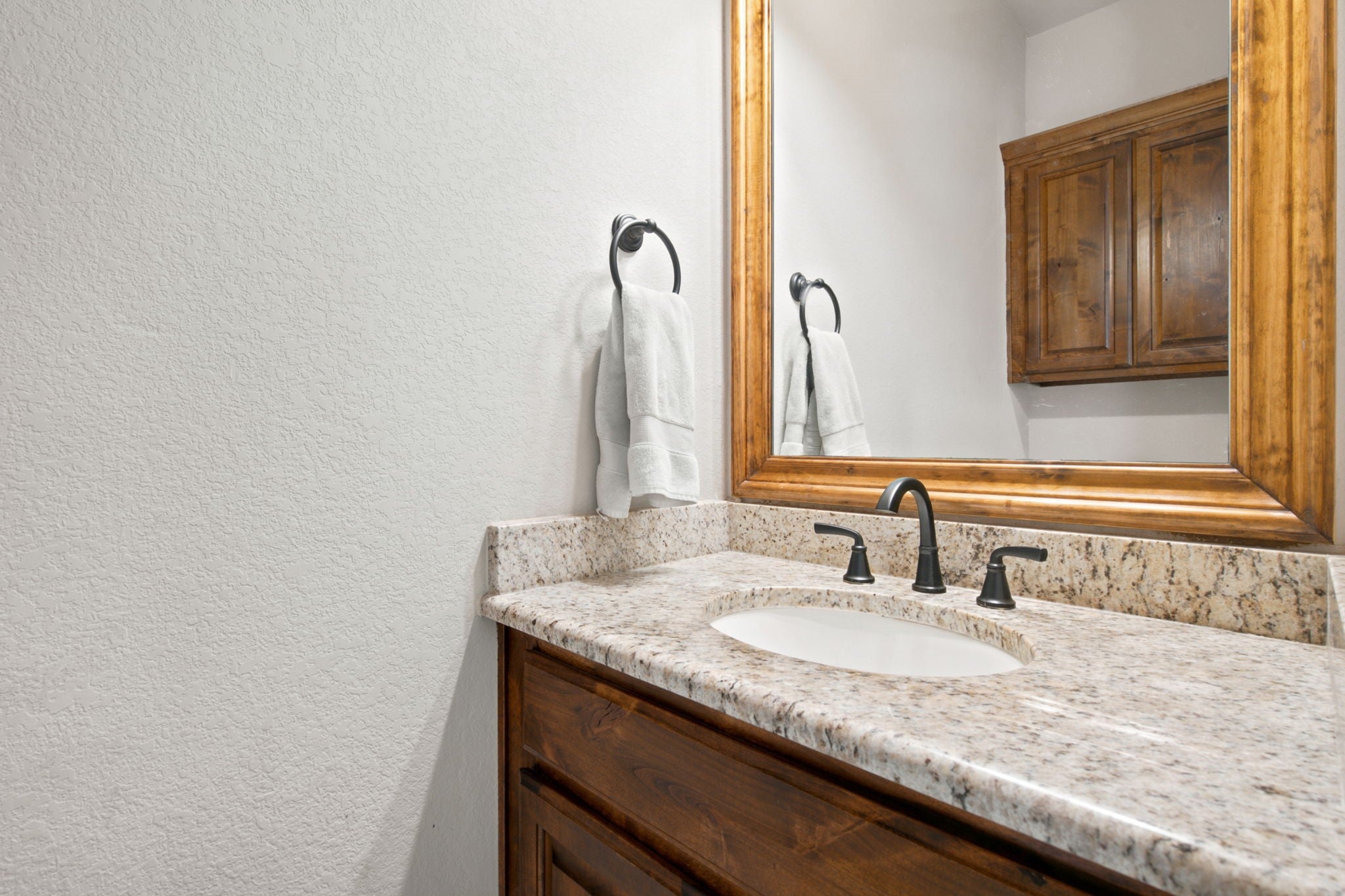 9221 9221 Avery Ranch Way, Justin, Texas, 76247, USA, 4 Bedrooms Bedrooms, ,3 BathroomsBathrooms,Residential,For Sale,9221 Avery Ranch Way,21287048