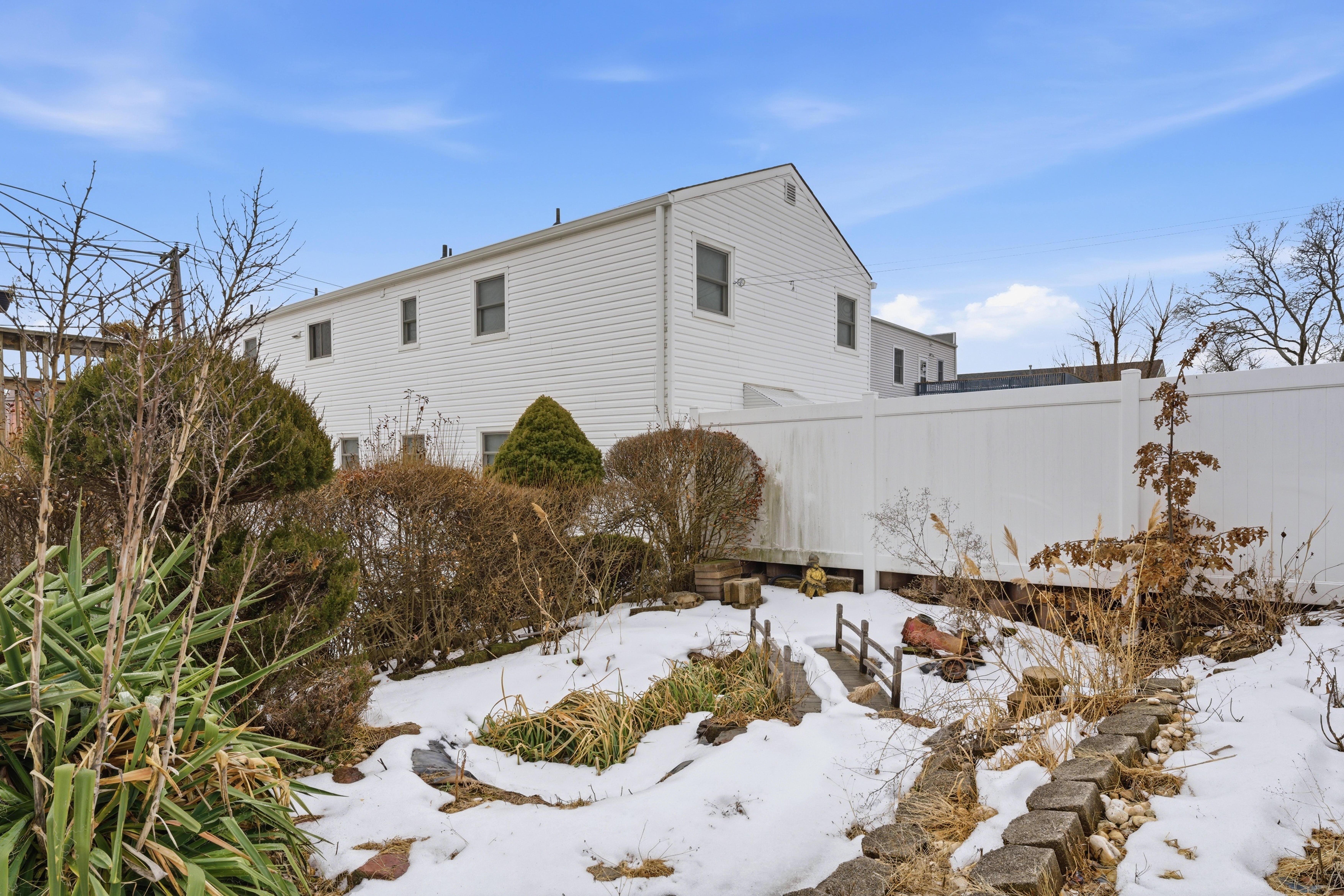 229 229 Centre Avenue, Secaucus, New Jersey, 07094, USA, 4 Bedrooms Bedrooms, ,2 BathroomsBathrooms,Residential,For Sale,229 Centre Avenue,26004821