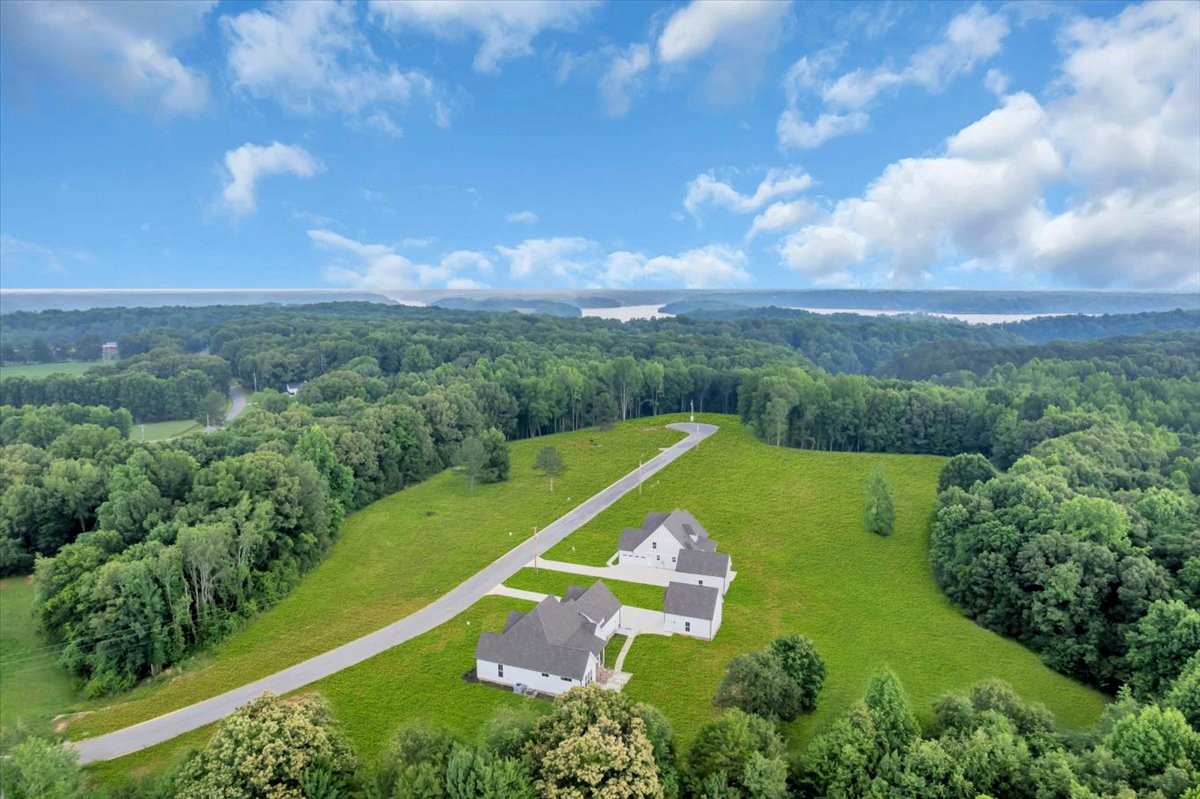 74 74 Summer Lake Ct Lot 16, Winchester, Tennessee, 37398, USA, 3 Bedrooms Bedrooms, ,4 BathroomsBathrooms,Residential,For Sale,74 Summer Lake Ct Lot 16,3232049