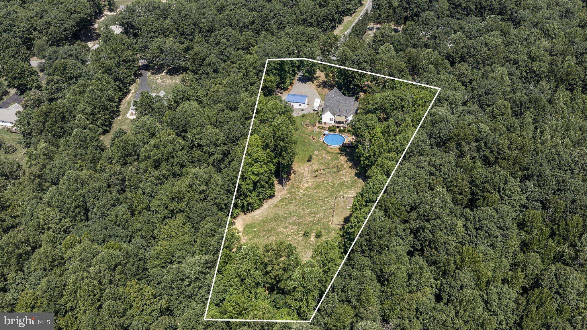 621 621 Ridgemont Drive, Louisa, Virginia, 23093, USA, 5 Bedrooms Bedrooms, ,3 BathroomsBathrooms,Residential,For Sale,621 Ridgemont Drive,VALA2010174
