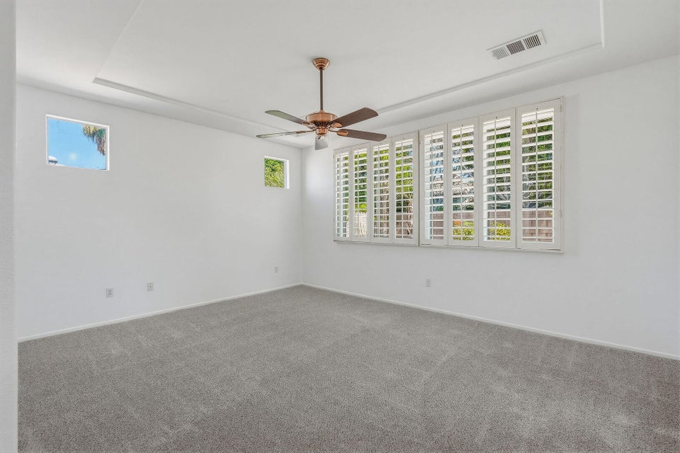 Exceptional opportunity to own a spacious 4 bedroom, 3 bath residence – image 38
