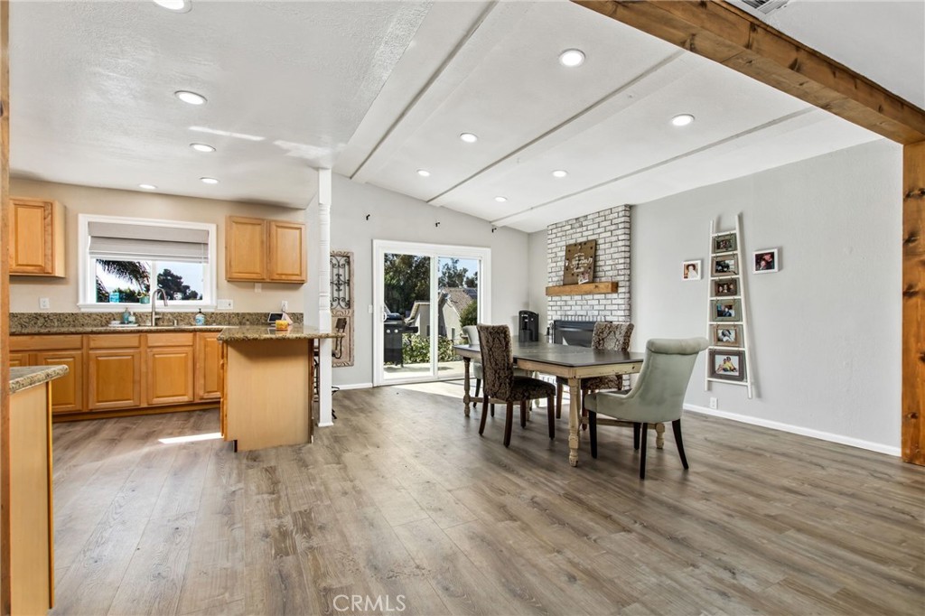 30265 30265 Buck Tail Drive, Canyon Lake, California, 92587, USA, 3 Bedrooms Bedrooms, ,2 BathroomsBathrooms,Residential,For Sale,30265 Buck Tail Drive,SW26094456