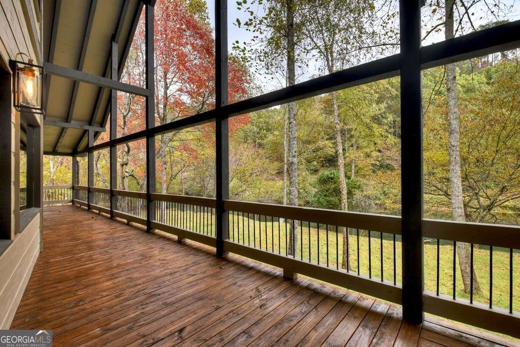 Welcome to your Private RIVERFRONT DREAM HOME on the shimmering shores – image 27