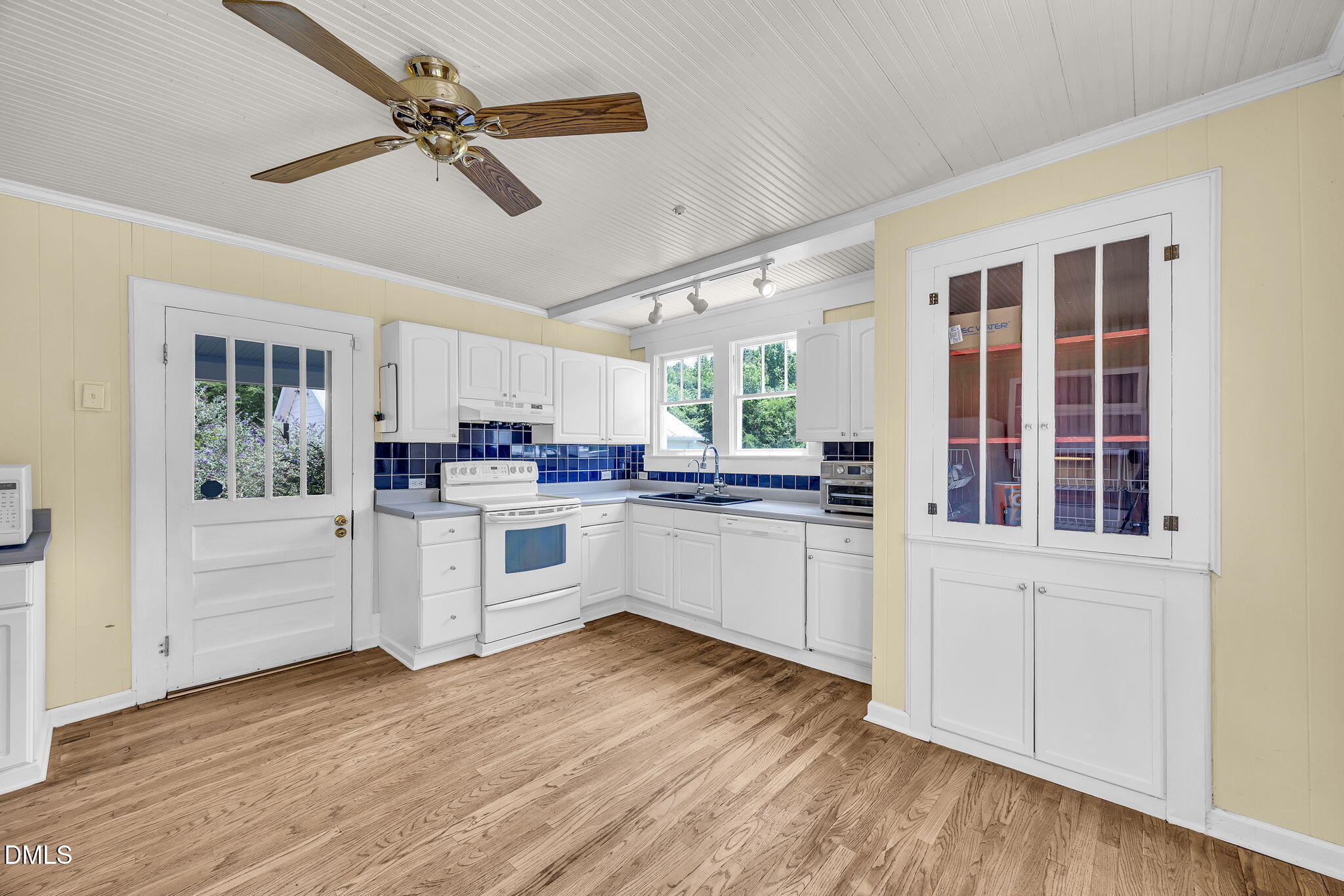 2204 2204 Us-158, Oxford, North Carolina, 27565, USA, 2 Bedrooms Bedrooms, ,2 BathroomsBathrooms,Residential,For Sale,2204 Us-158,10175135