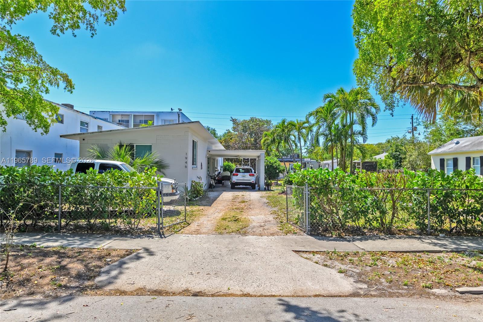 1946 1946 Madison St, Hollywood, Florida, 33020, USA, 2 Bedrooms Bedrooms, ,2 BathroomsBathrooms,Residential,For Sale,1946 Madison St,A11965789