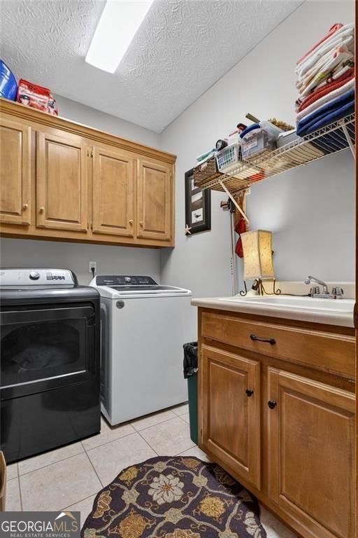 WOW - TWO HOMES ON ONE LOT!!! From the moment you arrive, the quality – image 29