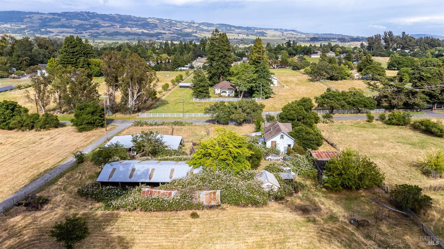 2095 2095 Goodwin Ave, Penngrove, California, 94951, USA, 2 Bedrooms Bedrooms, ,1 BathroomBathrooms,Residential,For Sale,2095 Goodwin Ave,326054176