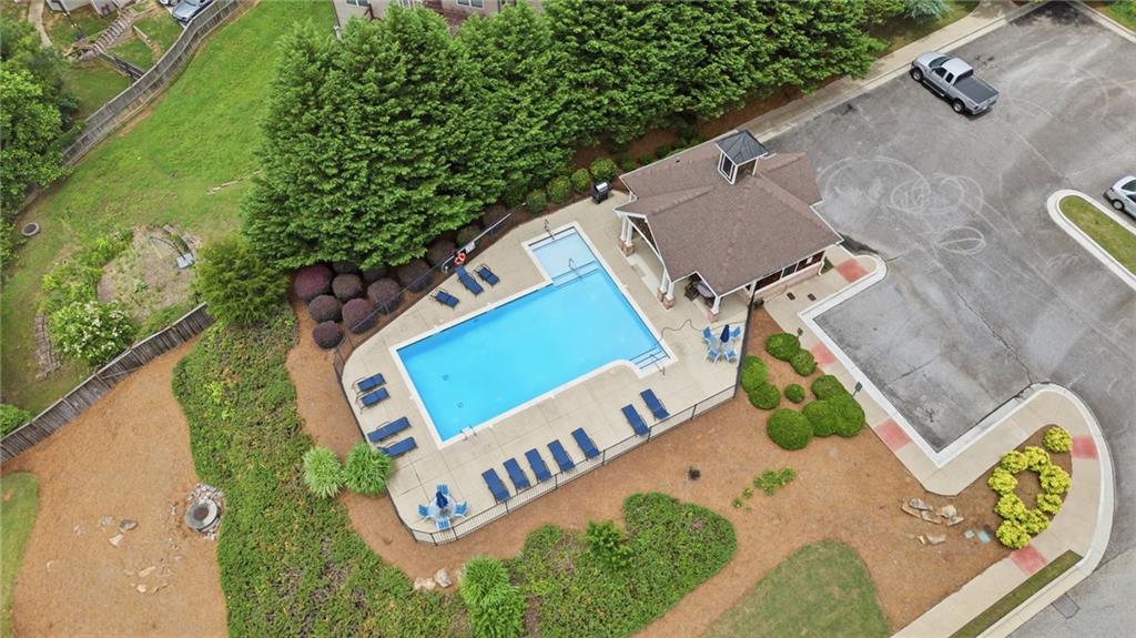 AI FOCUSED SECKINGER SCHOOL DISTRICT! FENCED, MANICURED, LAWN! This im – image 65