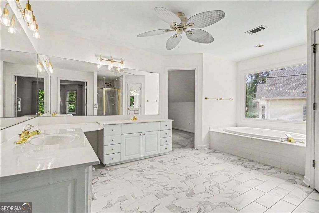 NEW LISTING! Welcome to 4645 Hamptons Dr - Beautifully maintained 3 si – image 16