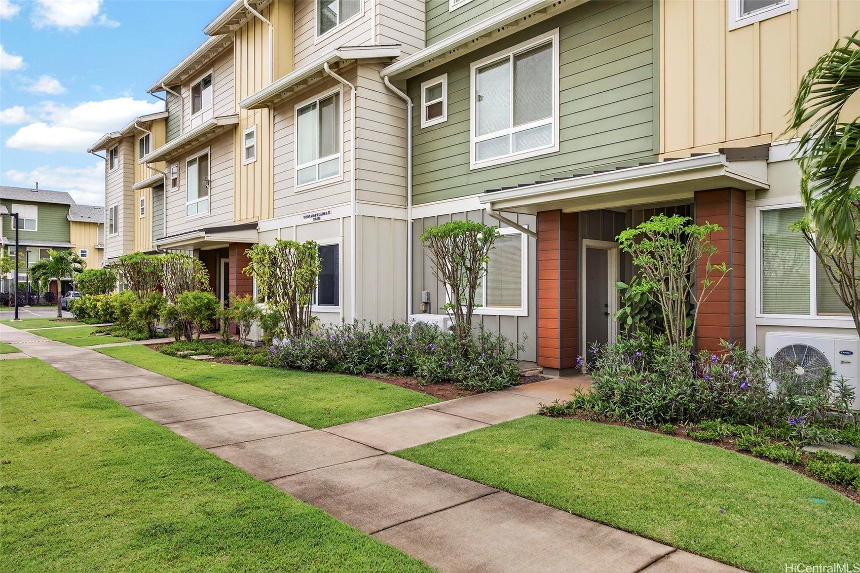 An INCREDIBLE VALUE and RARE opportunity to live, work, and play in Ho – image 22
