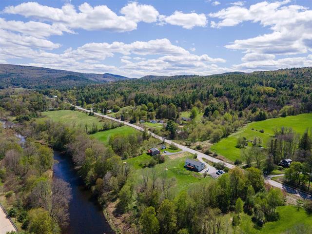 264 264 Chestnut Street, Claremont, New Hampshire, 03743, USA, 6 Bedrooms Bedrooms, ,2 BathroomsBathrooms,Residential,For Sale,264 Chestnut Street,4ecc3a4c-f87c-4c00-99bf-68620d