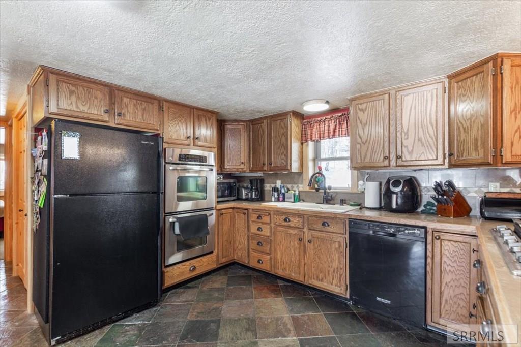 3883/3872 Lake Shore Drive, ISLAND PARK, Idaho, 83429, USA, 3 Bedrooms Bedrooms, ,3 BathroomsBathrooms,Residential,For Sale,3883/3872 Lake Shore Drive,2184558