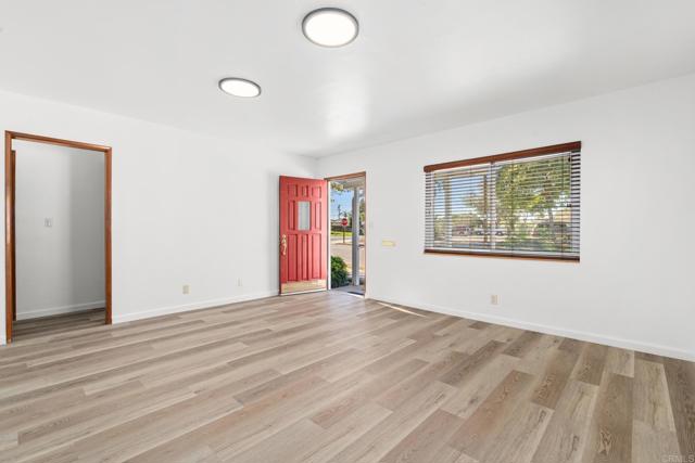 549 549 D St., Ramona, California, 92065, USA, 6 Bedrooms Bedrooms, ,3 BathroomsBathrooms,Residential,For Sale,549 D St.,NDP2600868