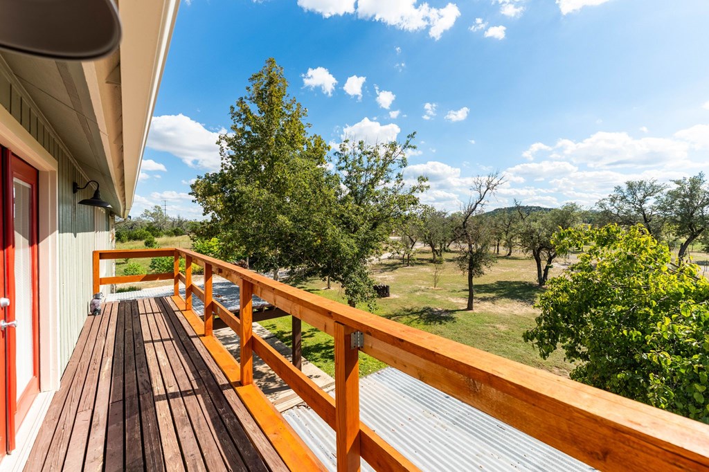Unrestricted 3-acre property designed with homesteading & self-suffici – image 63