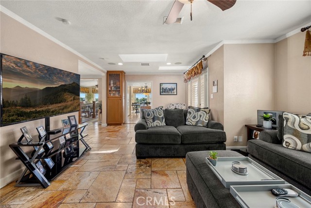 30663 30663 Champion, Canyon Lake, California, 92587, USA, 3 Bedrooms Bedrooms, ,2 BathroomsBathrooms,Residential,For Sale,30663 Champion,PW26065137
