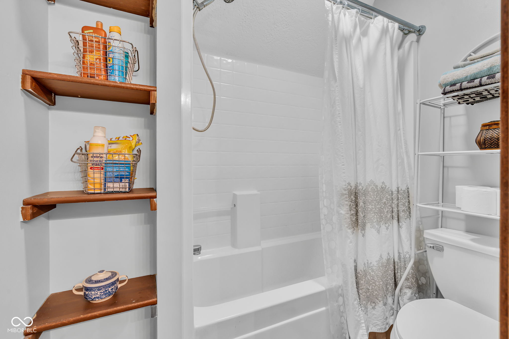 Step inside and instantly feel at home in this custom brick Cape Cod n – image 44