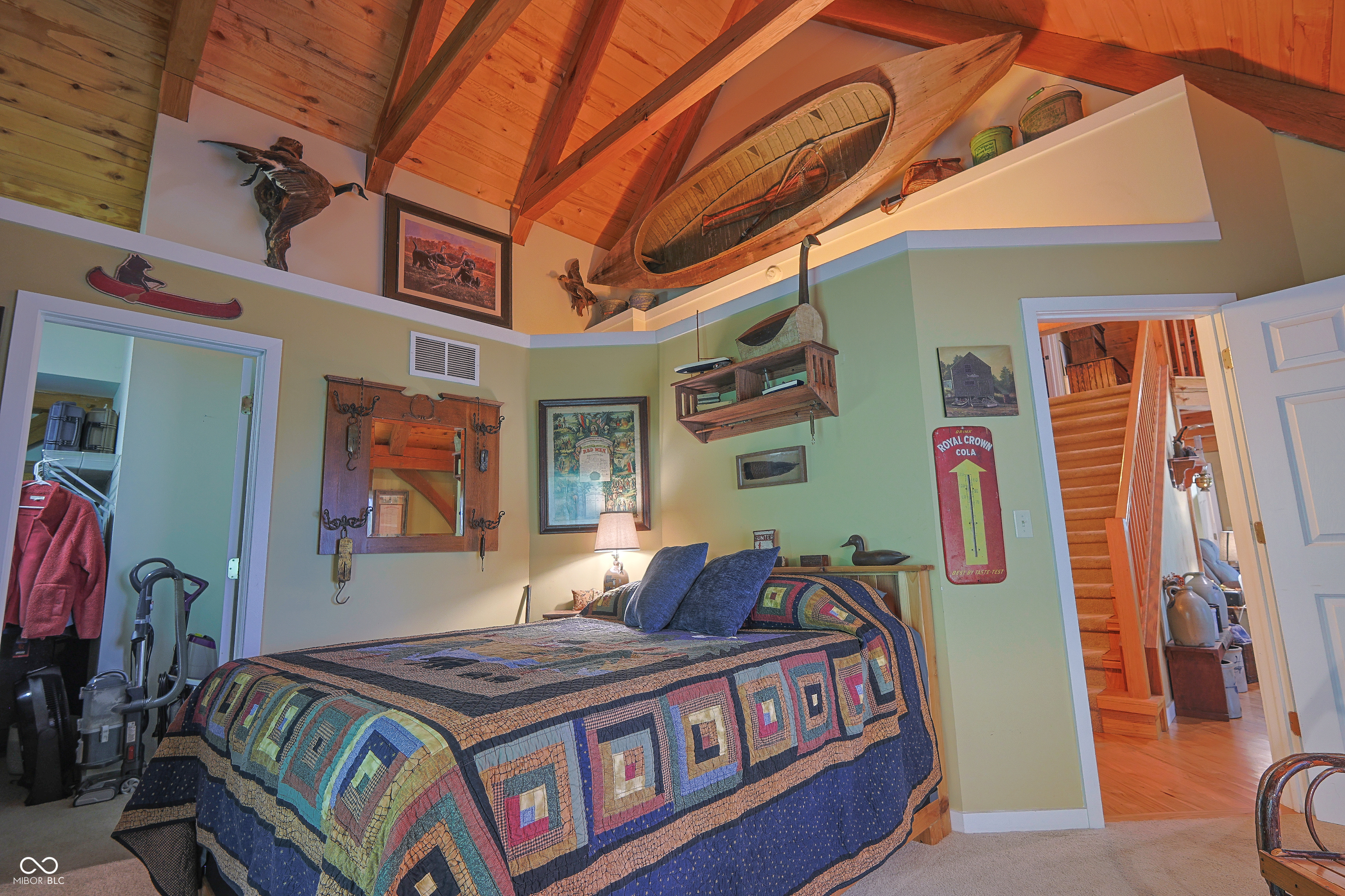 Custom red oak timber-frame home with Lake Monroe views, located in Sa – image 33