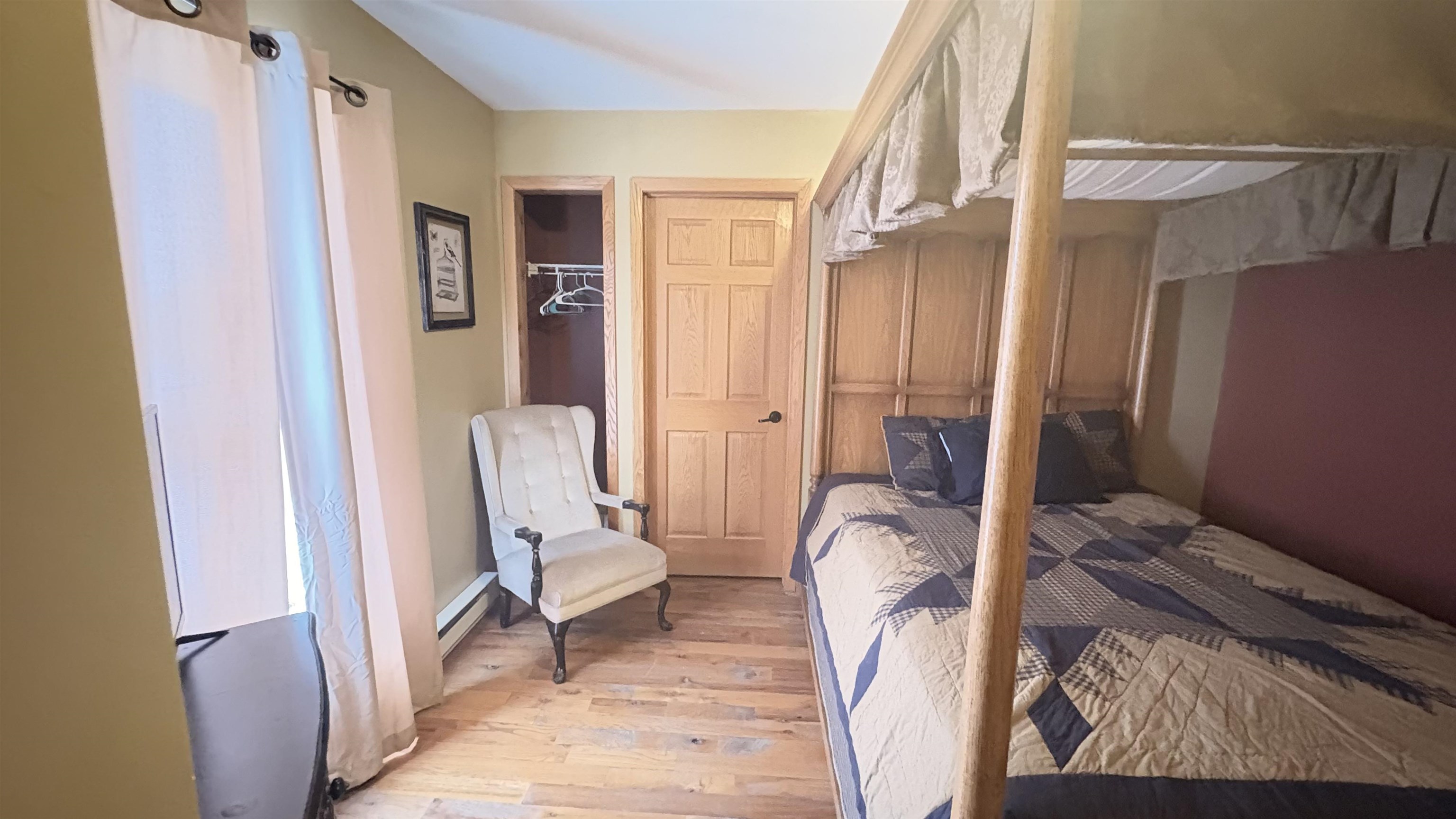 11239 11239 N Loomis, 4, Clare, Michigan, 48617, USA, 11 Bedrooms Bedrooms, ,13 BathroomsBathrooms,Residential,For Sale,11239 N Loomis , 4,a69be9bc-94de-486f-906f-c7f3dd