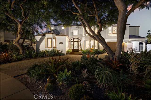 3811 3811 Vista Blanca, San Clemente, California, 92672, USA, 6 Bedrooms Bedrooms, ,5 BathroomsBathrooms,Residential,For Sale,3811 Vista Blanca,OC26028951