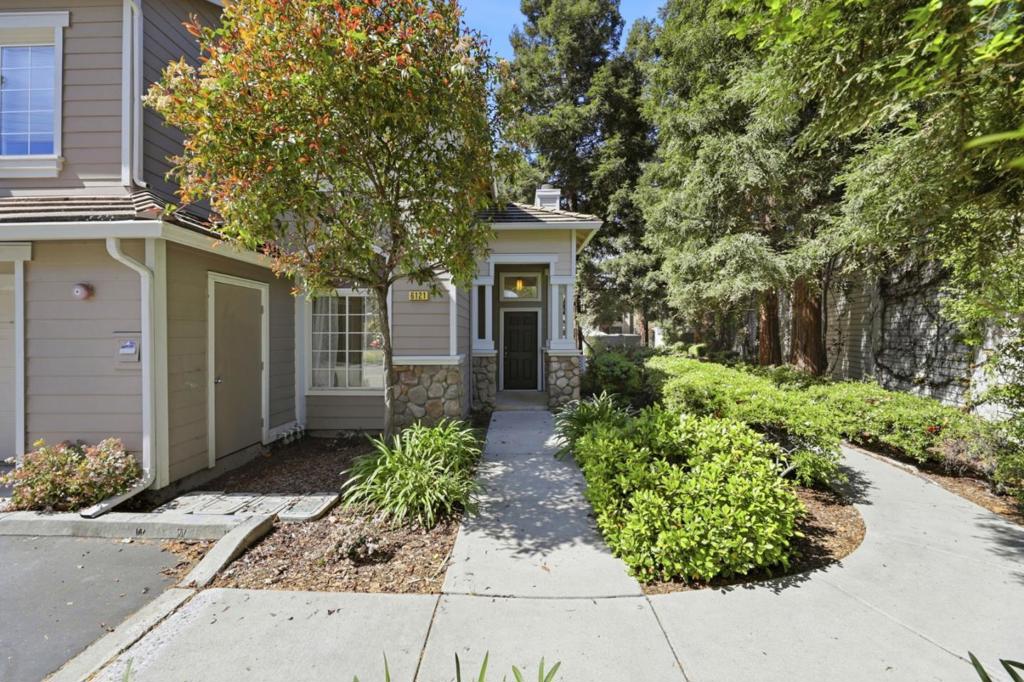 6121 6121 Lambeck Lane, San Jose, California, 95119, USA, 3 Bedrooms Bedrooms, ,3 BathroomsBathrooms,Residential,For Sale,6121 Lambeck Lane,efcfc92c-59f1-49b4-8318-c431f2